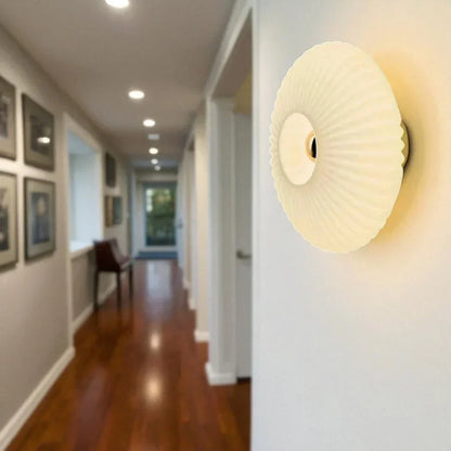 Textured Glass Wall Sconce Amber Finish Shell Design Bedroom Hallway Lighting Indoor Mounted Accent Fixture Vintage Modern Decorative Light