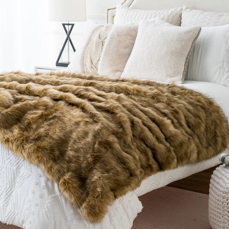 Plush Faux Fur Throw Blanket 80x60 Inches Luxe Textured Oversized Accent for Couch Bed Sofa Chair Living Room Bedroom Decor Soft Warm Machin