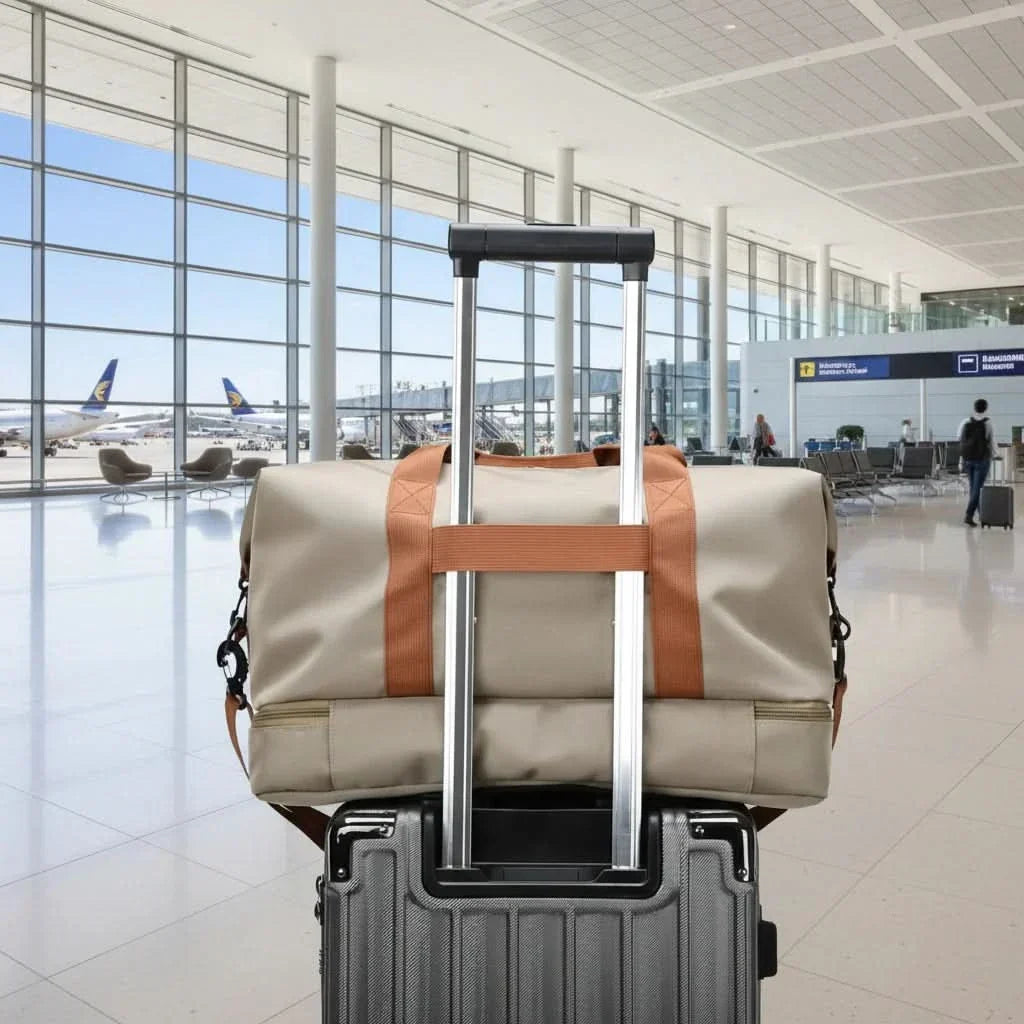 Weekender Duffel with Separate Shoe Pocket and Wet Gear Storage for Training, Sports and Travel