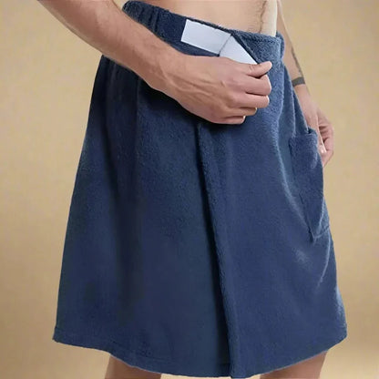 Towel Wrap for Bathing with Velcro Fastening and Storage Pocket