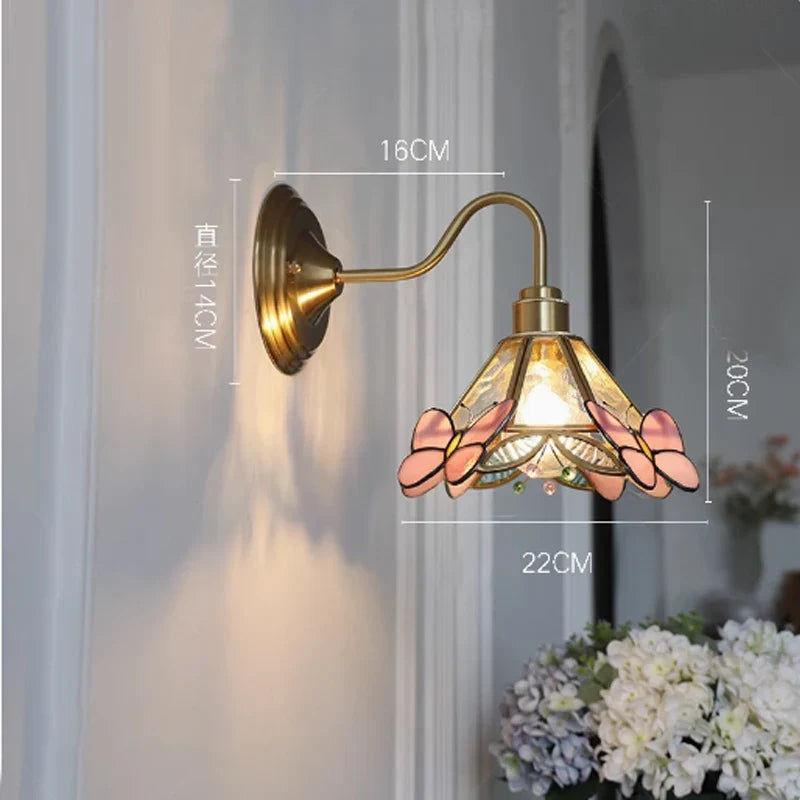 Tiffany-Style Glass Sconce with Curved Copper Arm E27 Socket 11 in x 8 in Bedroom Hallway Accent Light for Living Room Study Bathroom