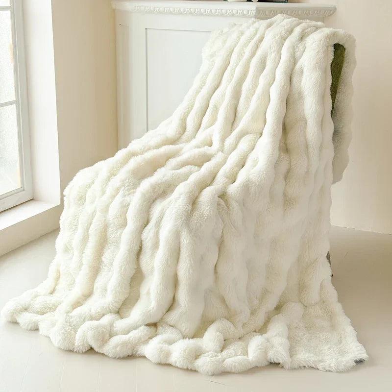 Double-Layer Plush Throw Blanket – Ultra-Soft Faux Rabbit Fur – Versatile for Couch, Bed, Picnic & Office