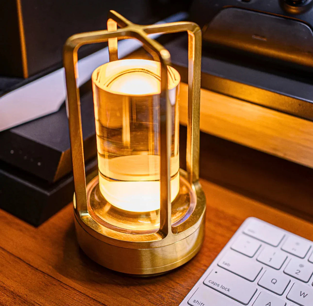 Rechargeable LED Accent Lamp 7-Inch Crystal-Style Cordless Design 3 Light Modes Portable Nightstand Bedroom Living Room Desk Decorative Ligh