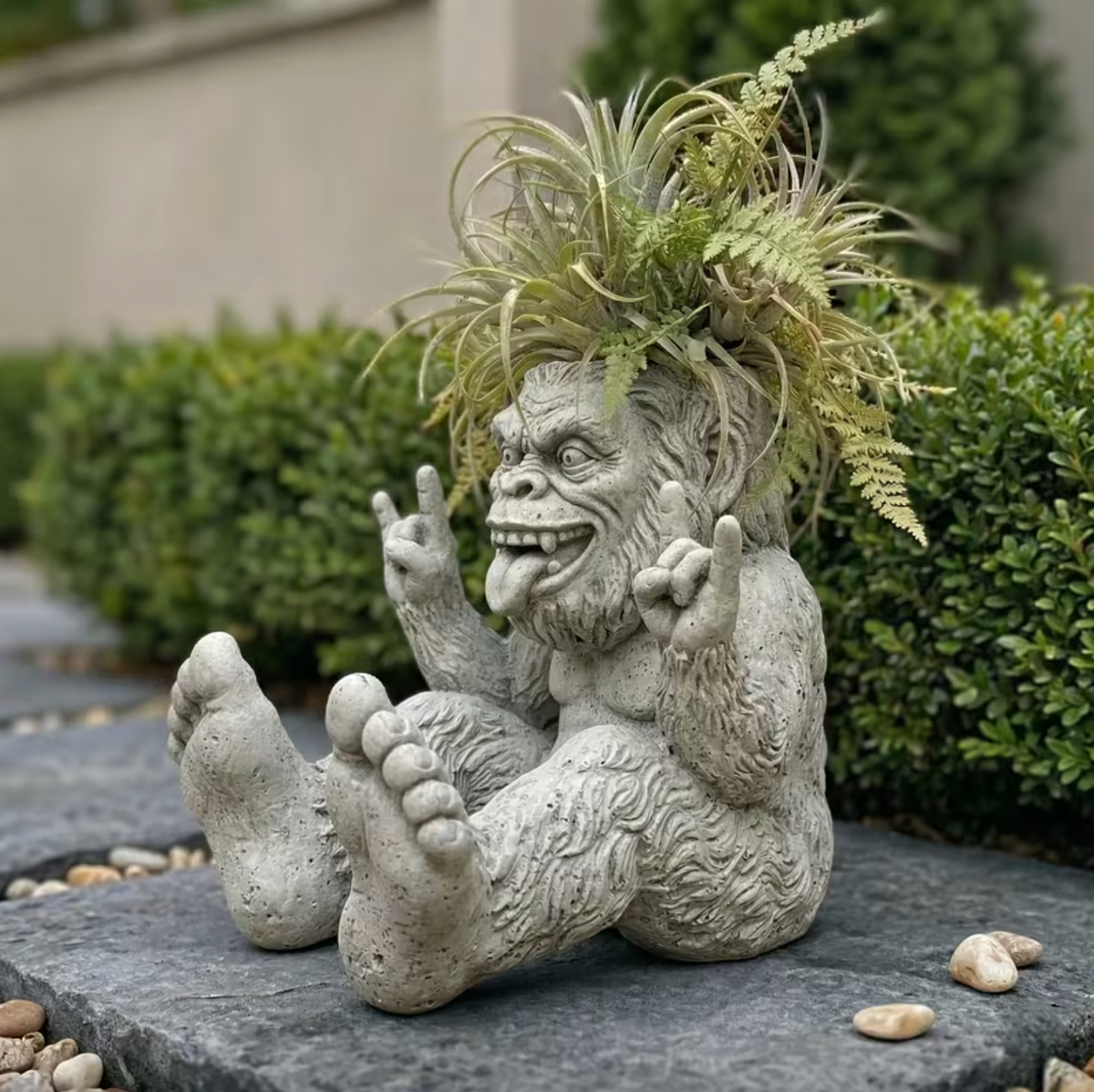 Biggie™ – Bigfoot Planter