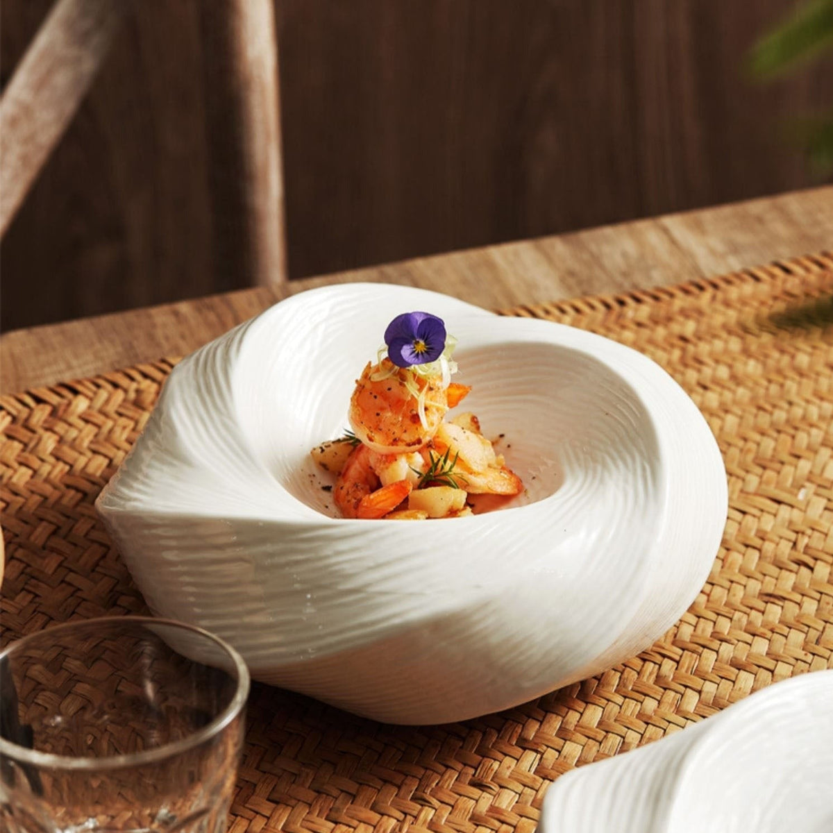 Spiral Ceramic Serving Bowl for Salad Soup Pasta Noodles Kitchen Dining Table Porcelain Dishwasher Safe 8 9 inch