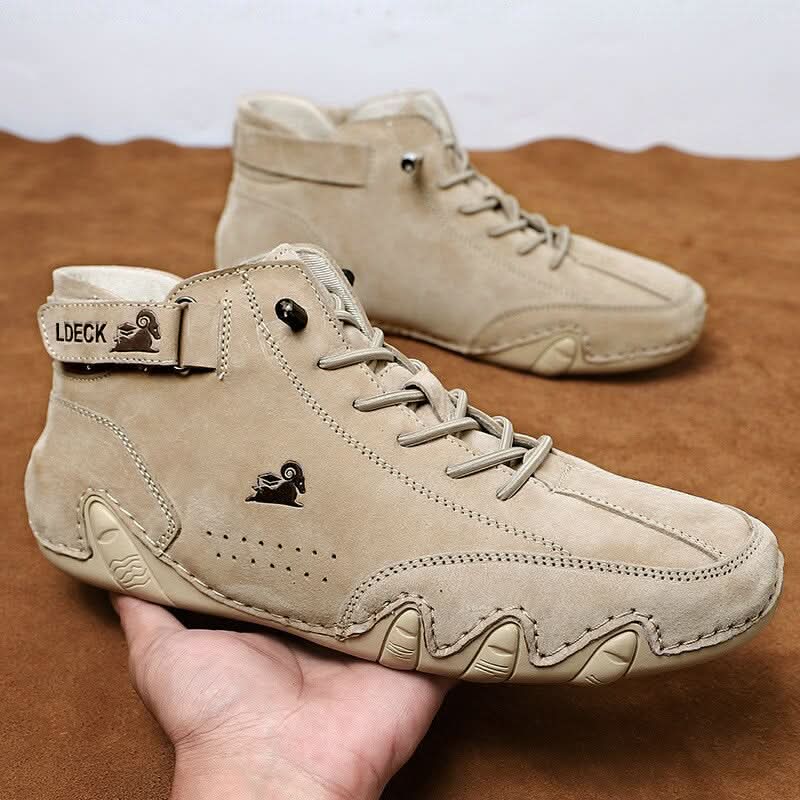 Leather Waterproof Sneakers for Men & Women – Breathable Non-Slip Walking Shoes with Cushioned Support for Daily Commuting & Travel