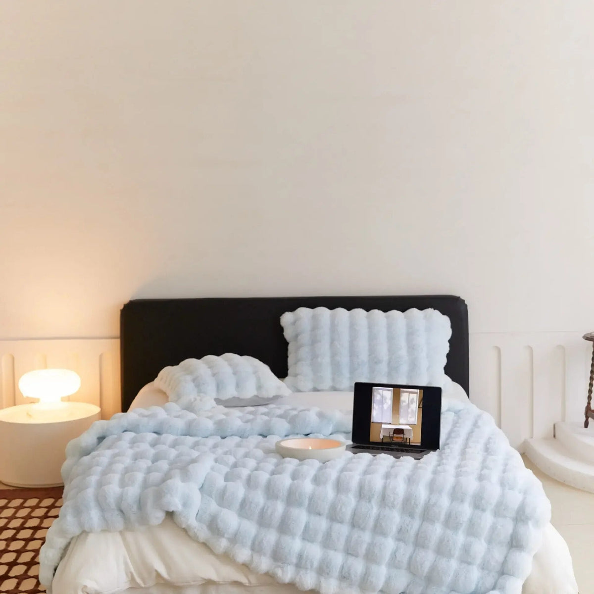 SnugWrap | Luxury Plush Blanket with Ultra-Soft Fleece | All-Season Comfort for Cozy Evenings