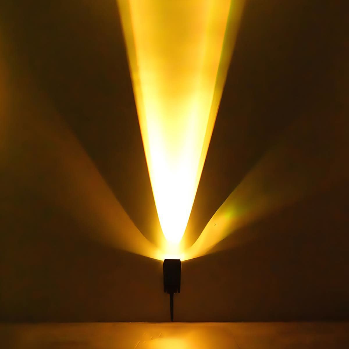 SOLARSPOT – Adjustable Garden Light for Graceful Evening Ambience