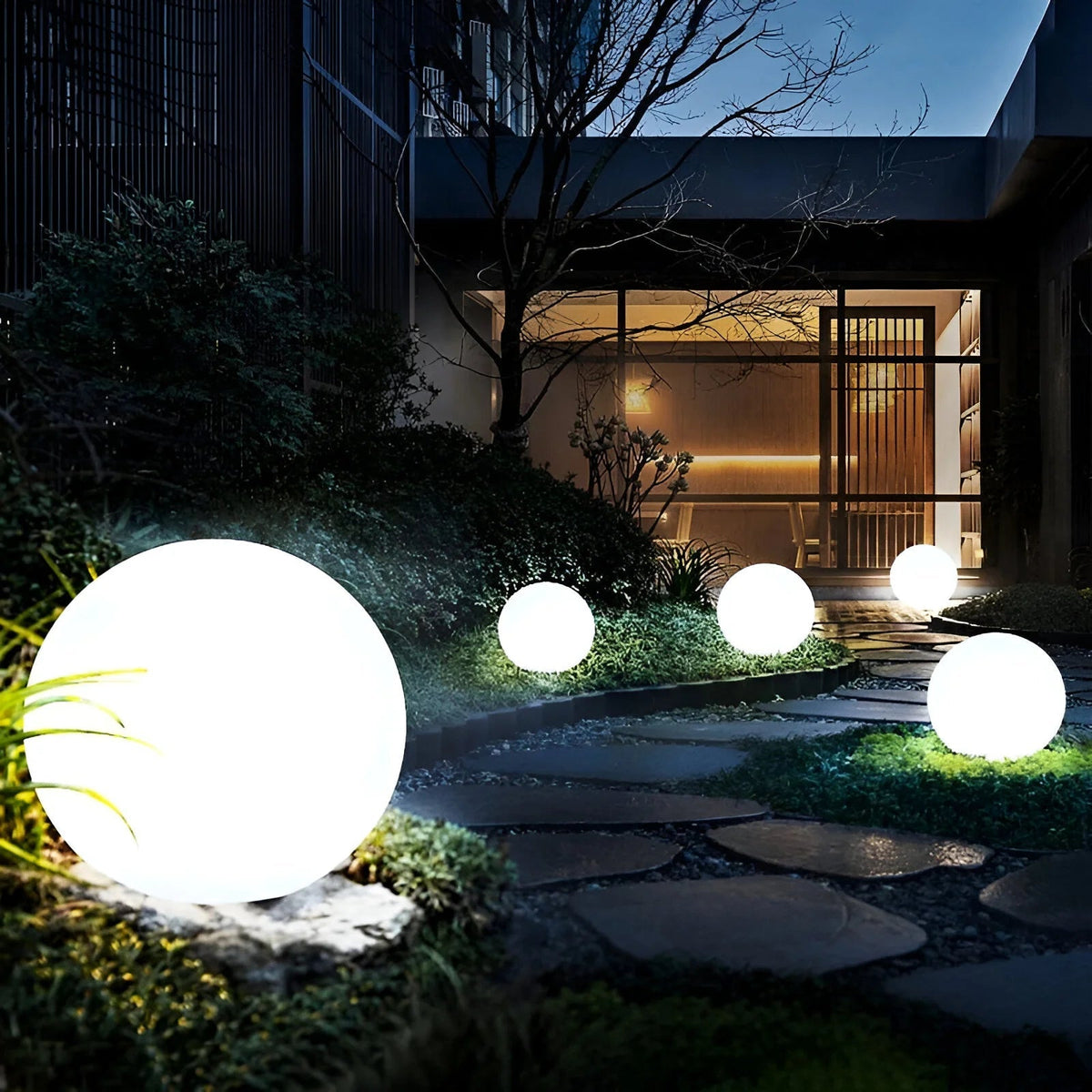 Wireless Solar Garden Light with Color-Changing LED | Weatherproof Design for Outdoor Ambiance
