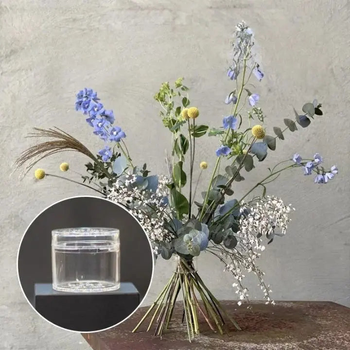 Spiral Frog Pin Vase Insert 2.8 × 1.8 inches 19-Hole Grid Keeps Bouquets Neat for Fresh Dried Artificial Stems Kitchen Table Centerpiece Wed