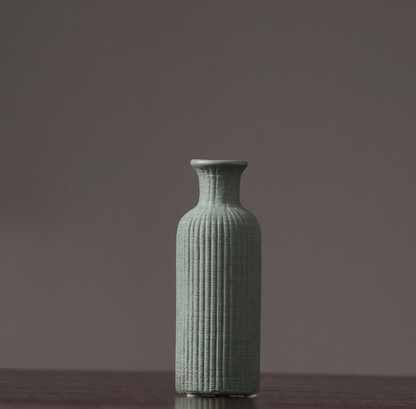Tall Ceramic Vase with Ribbed Texture in Neutral Colors – Elegant Pottery Home Decor Accent