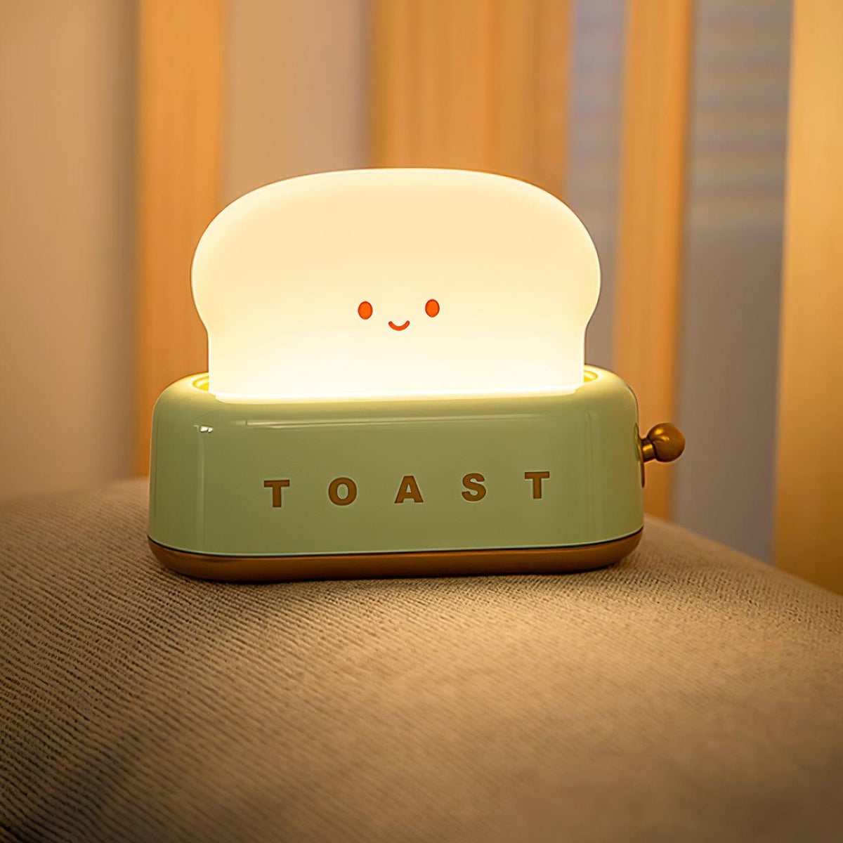 USB-Powered Toaster-Shaped LED Accent Light with Dimmer – 5.3 in Retro Desktop Lamp for Bedroom Nightstand Desk Office Dorm – Warm White Glo
