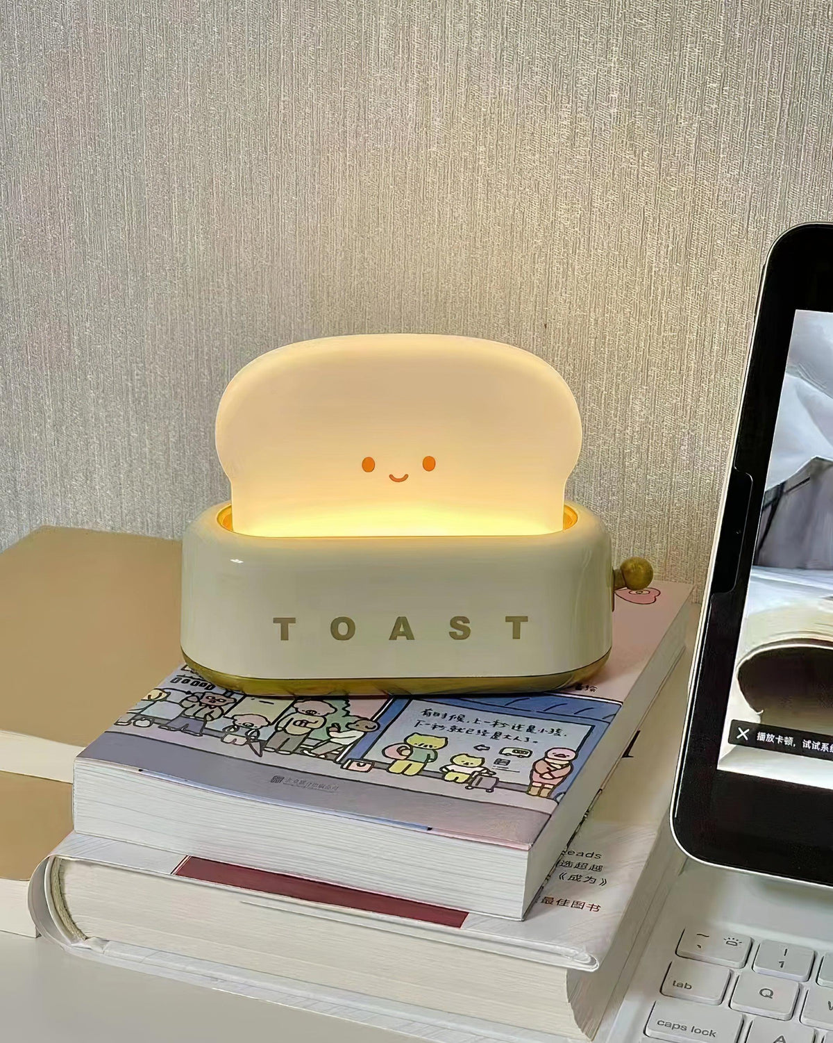 USB-Powered Toaster-Shaped LED Accent Light with Dimmer – 5.3 in Retro Desktop Lamp for Bedroom Nightstand Desk Office Dorm – Warm White Glo