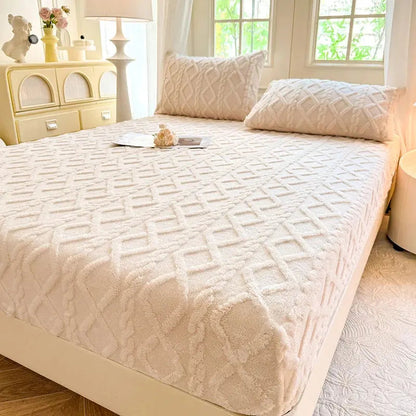 Ortekor Ultra-Soft Fitted Bed Sheet with Textured Coral Fleece | Cozy Warmth for Comfortable Sleep