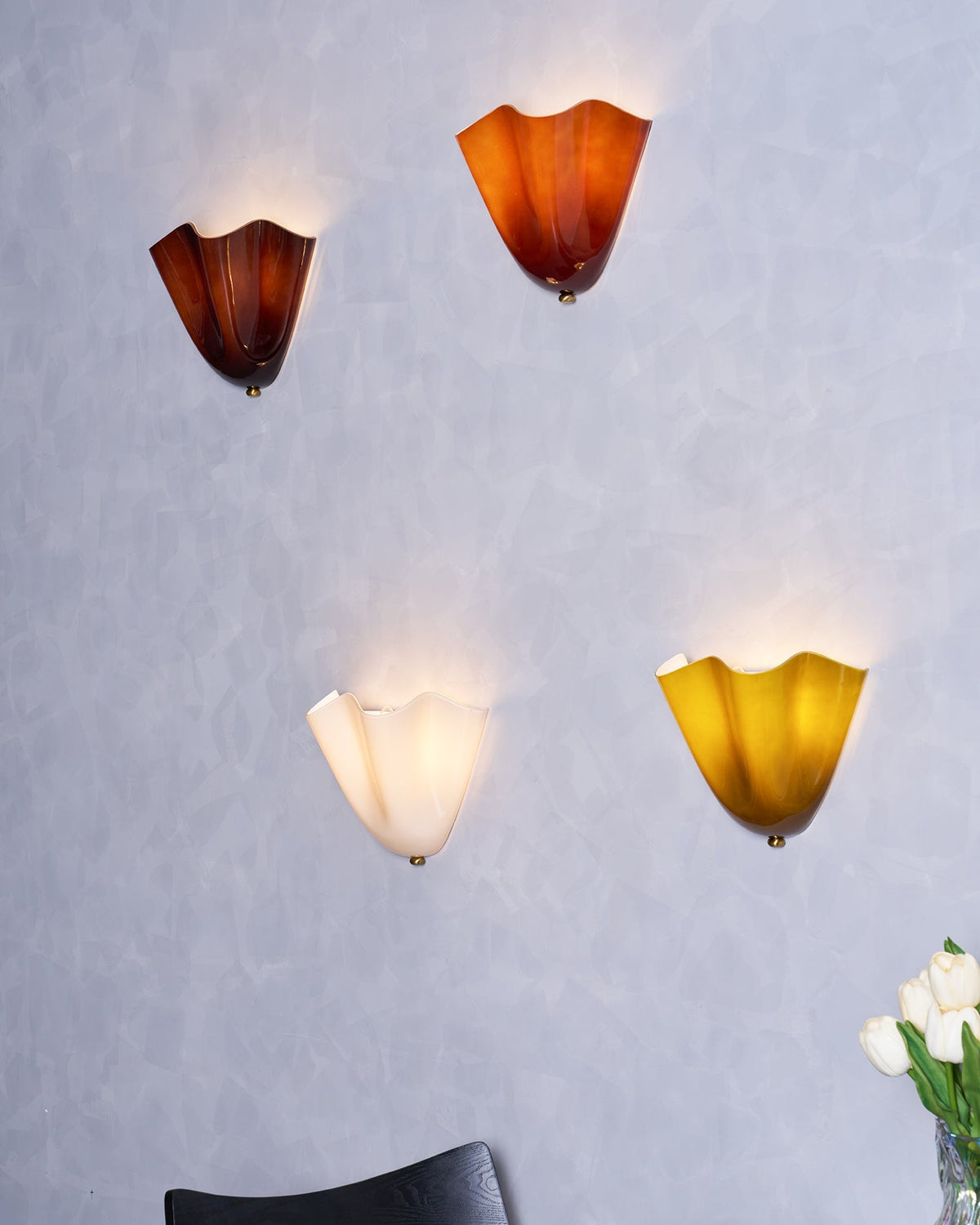 Indoor Sconce with Sculptural Glass Shade in Warm Tones – Metal Frame LED-Compatible – Wall-Mounted Accent for Bedrooms Hallways Living Spac