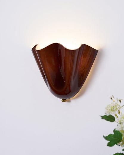 Indoor Sconce with Sculptural Glass Shade in Warm Tones – Metal Frame LED-Compatible – Wall-Mounted Accent for Bedrooms Hallways Living Spac