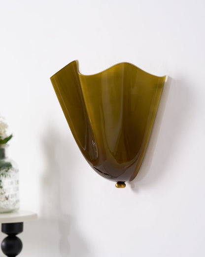 Indoor Sconce with Sculptural Glass Shade in Warm Tones – Metal Frame LED-Compatible – Wall-Mounted Accent for Bedrooms Hallways Living Spac