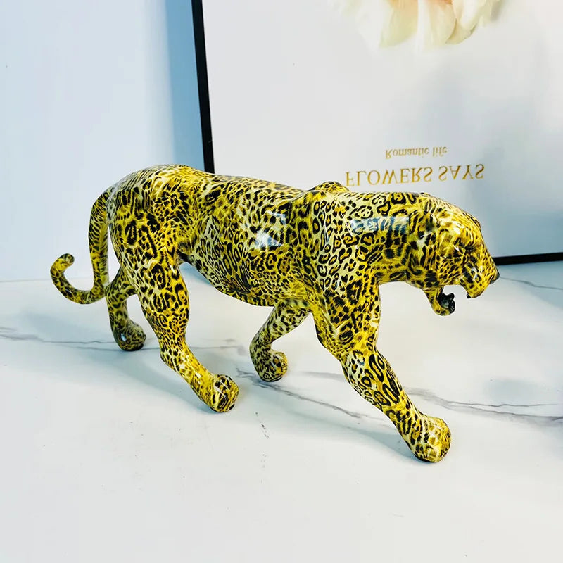 Wild Leopard Decorative Sculpture – Nature-Inspired Art Piece for Home and Office