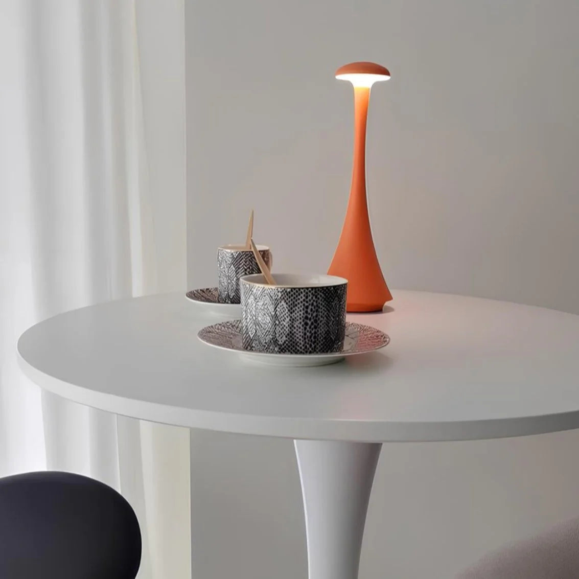 Wireless Rechargeable Table Lamp with Touch Control – Dimmable Bedside or Desk Lamp, Modern Design for Versatile Lighting