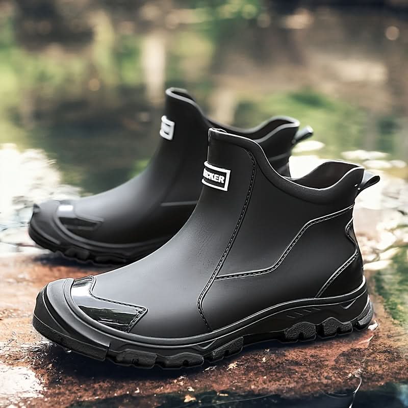 Waterproof Hiking Boots for Men & Women – All-Terrain Traction Outdoor Shoes for Trails, Camping & Wet Conditions