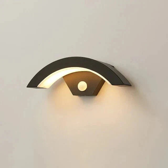 Outdoor Motion Sensor Wall Sconce – Weatherproof LED Security Light with Curved Aluminum Design for Patio, Entryway & Garden Path Lighting