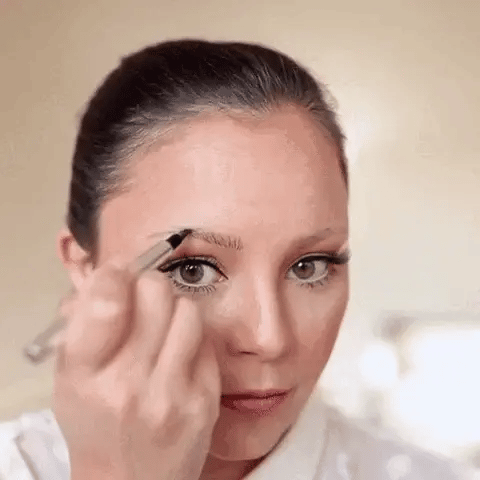 Four-Prong Microblading Brow Pen with Long-Lasting Formula for Natural Hair-Like Strokes