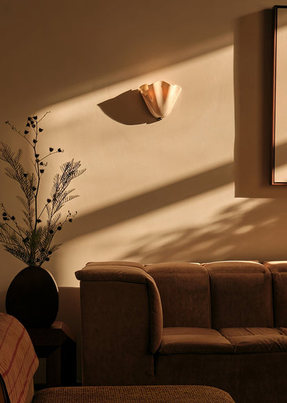 Indoor Sconce with Sculptural Glass Shade in Warm Tones – Metal Frame LED-Compatible – Wall-Mounted Accent for Bedrooms Hallways Living Spac