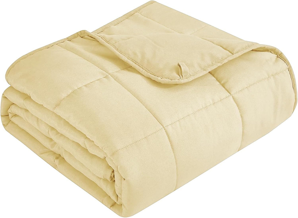Cozy Comfort | Weighted Blanket with Cooling Microfiber | All-Season Softness for Ultimate Relaxation