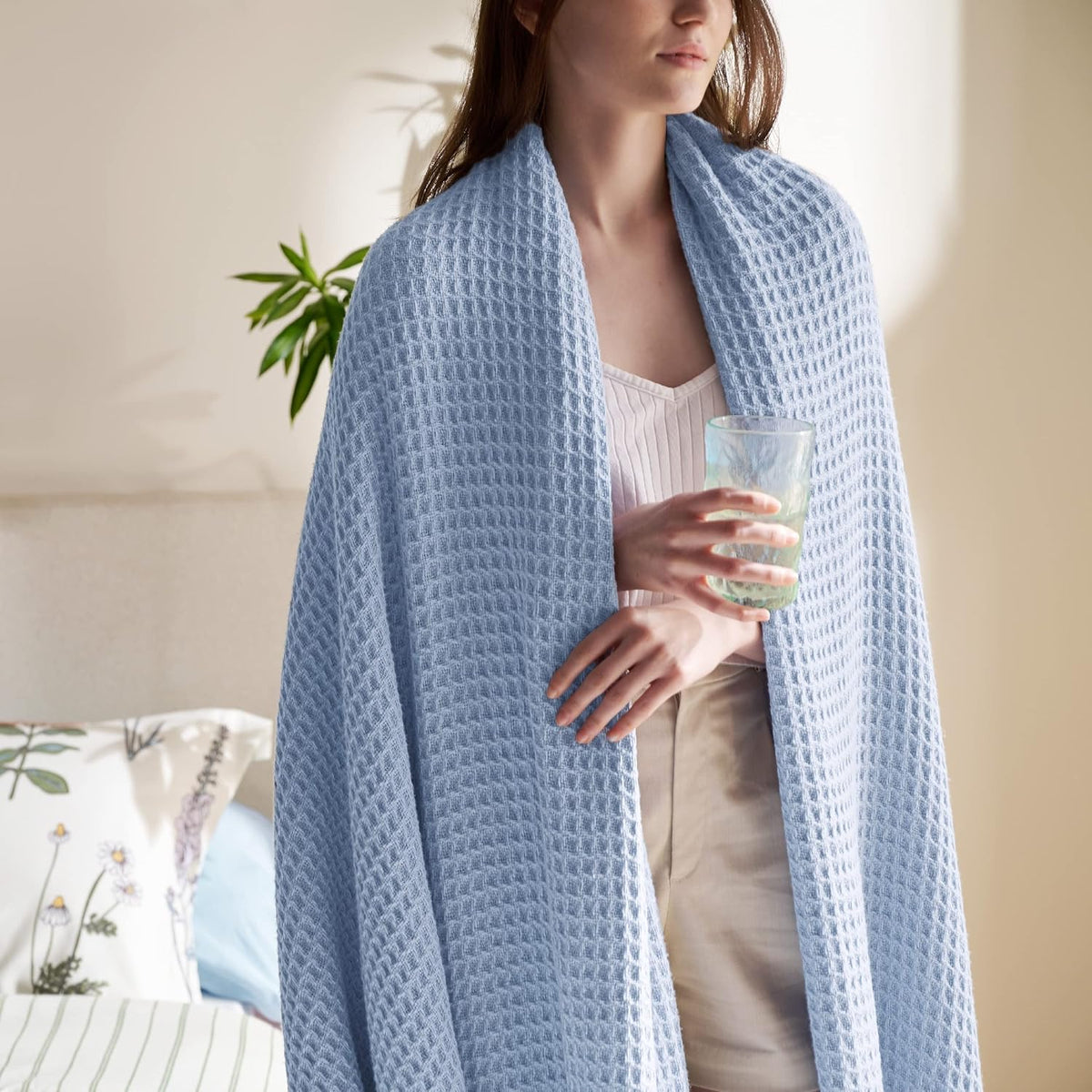Cotton Throw Blanket for Bed, Waffle Weave Queen Size Blanket for All Seasons, Soft Breathable Cotton Blanket for Couch