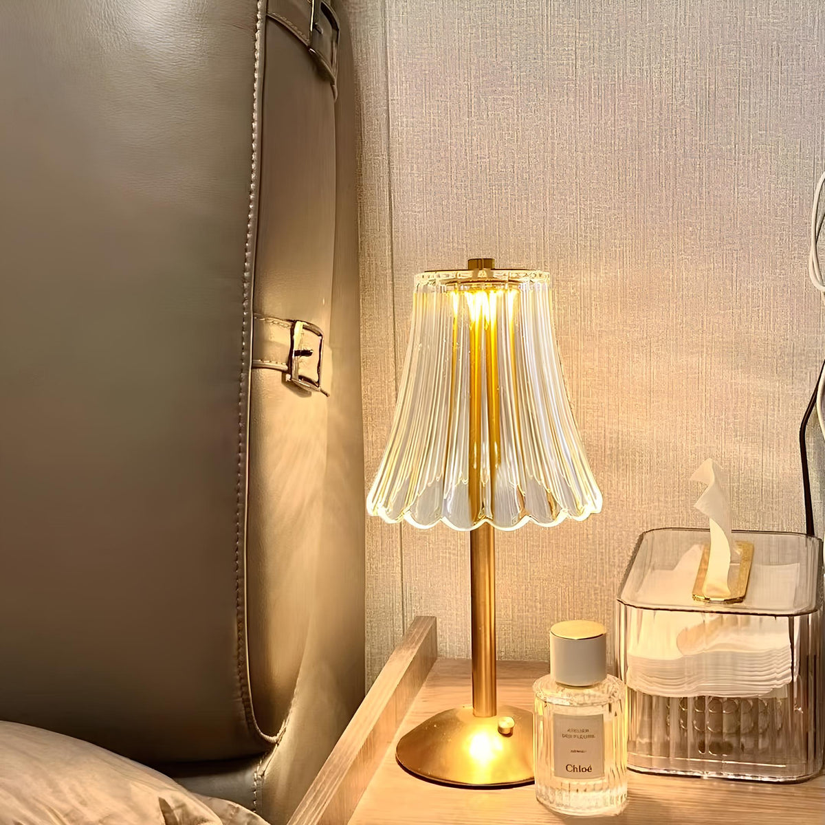 Cordless Crystal Table Lamp with Touch Dimming Control – Rechargeable LED Bedside Light with Gold Aluminum Base for Bedroom, Living Room &