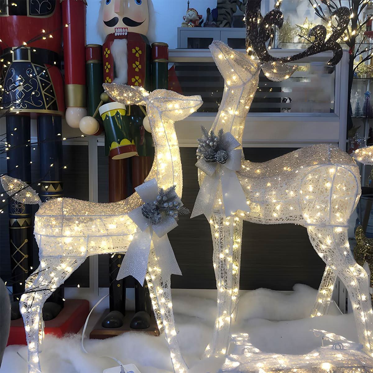 ELKLUME – Christmas Elk Lighting for Elegant Holiday Glow