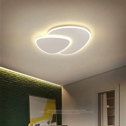 Sculptural LED Flush Mount Light Fixture 16-20 in Layered Acrylic White for Bedroom Hallway Contemporary Overhead Lighting Home Interior Dec
