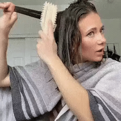 Hair Brush Curl-Defining Frizz Control & Gentle Detangling