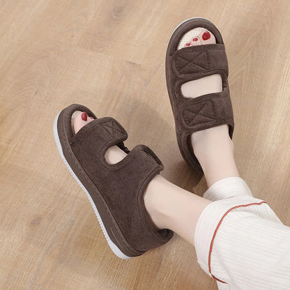 Comfort Step Sandals for Swollen Feet with Adjustable Straps | Breathable Design for All-Day Comfort
