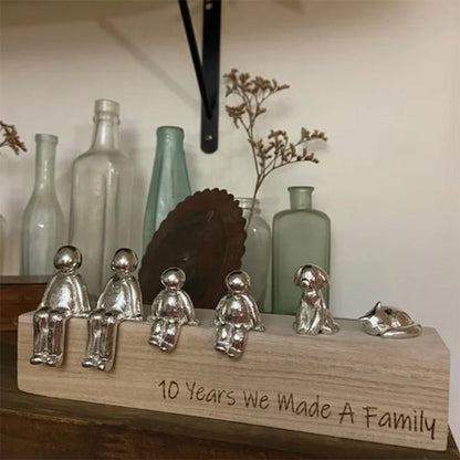 Metal Canine Figurine Silver Glossy Finish Shelf Accent Home Décor Minimalist Interior Piece Bookcase Display Ornament Animal Sculpture Cont