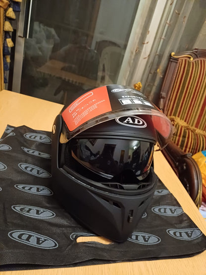 Ultimate Riding Gear | Full Face Motorcycle Helmet with Impact-Resistant Shell | Comfortable Protection for Safe Journeys
