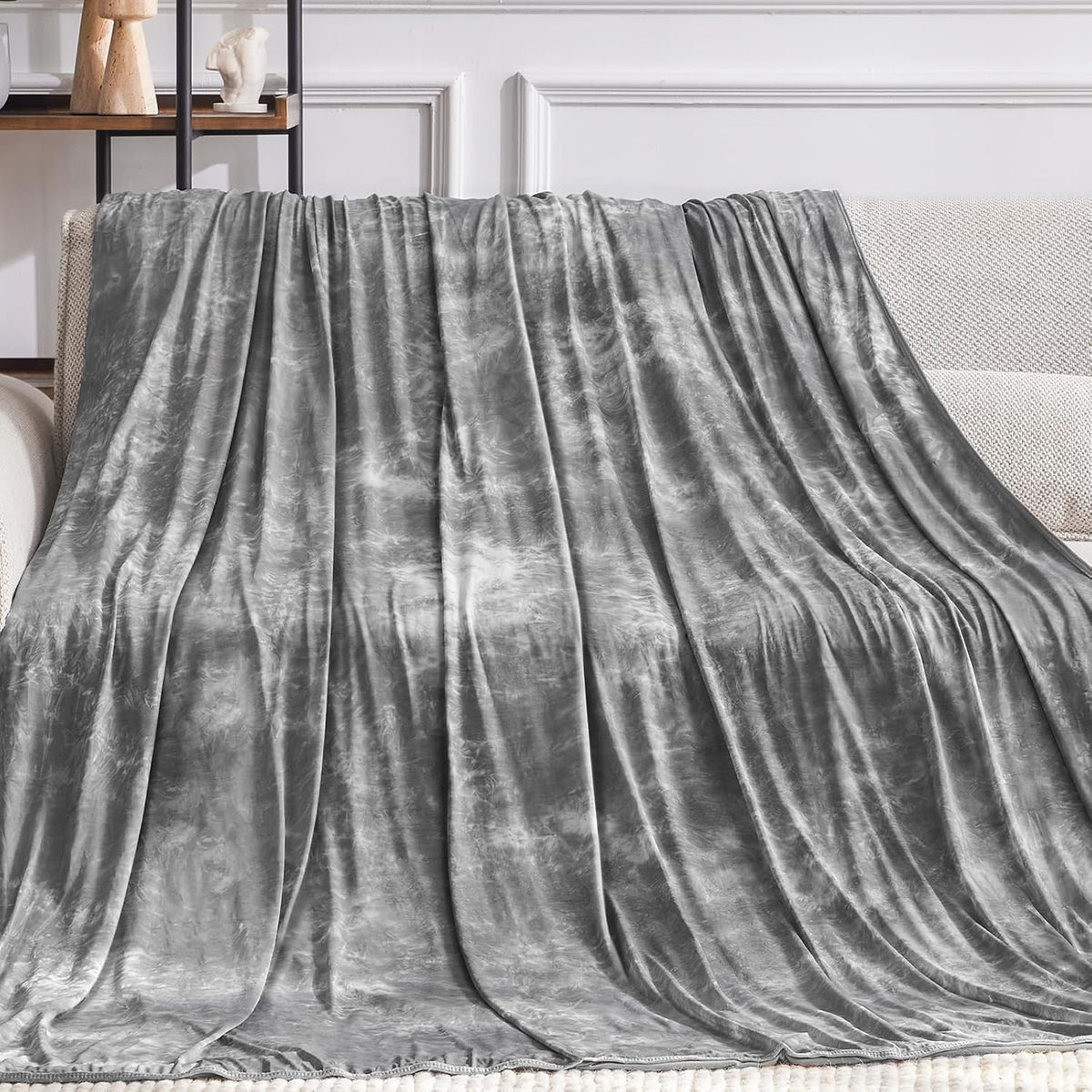 Chill Comfort | Cooling Blanket for Hot Sleepers with Arc-Chill Technology | Lightweight & Breathable Summer Throw for Travel and Outdoor Use