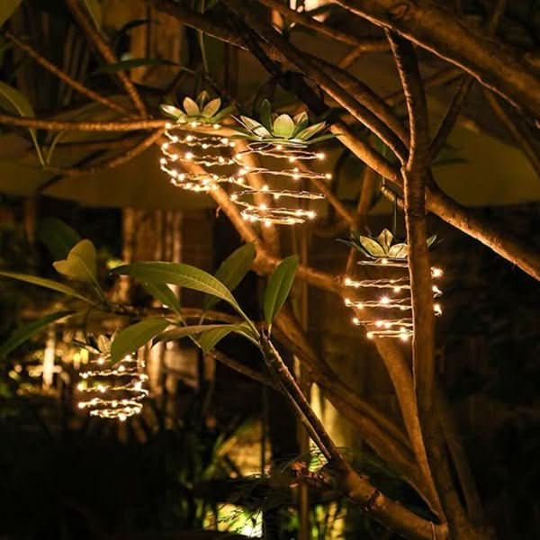 TROPICBEAM – Pineapple Solar Lantern for Cozy Evening Glow