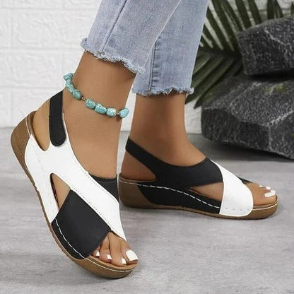 Comfortable Walking Slides with Arch Support and Grip Sole