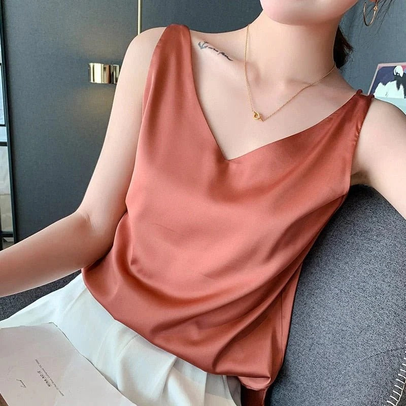 Basic Sleeveless Women's Layering Tank Top