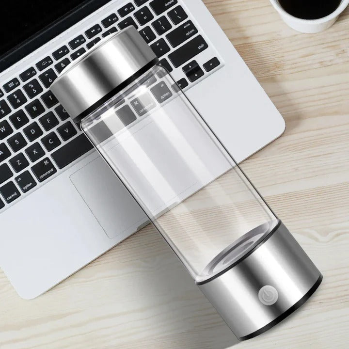 Compact Alkaline Water Bottle for Everyday Use
