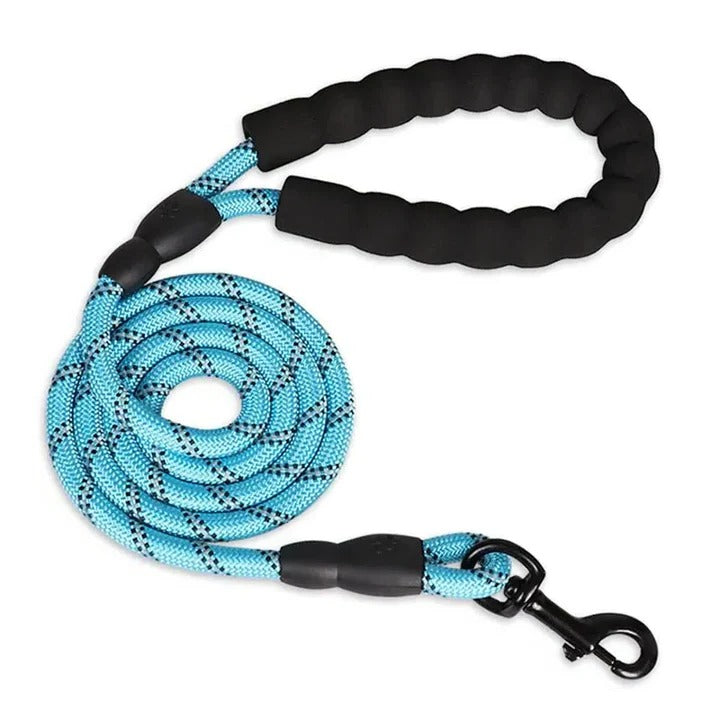 Comfortable Grip Dog Leash with Reflective Safety Line