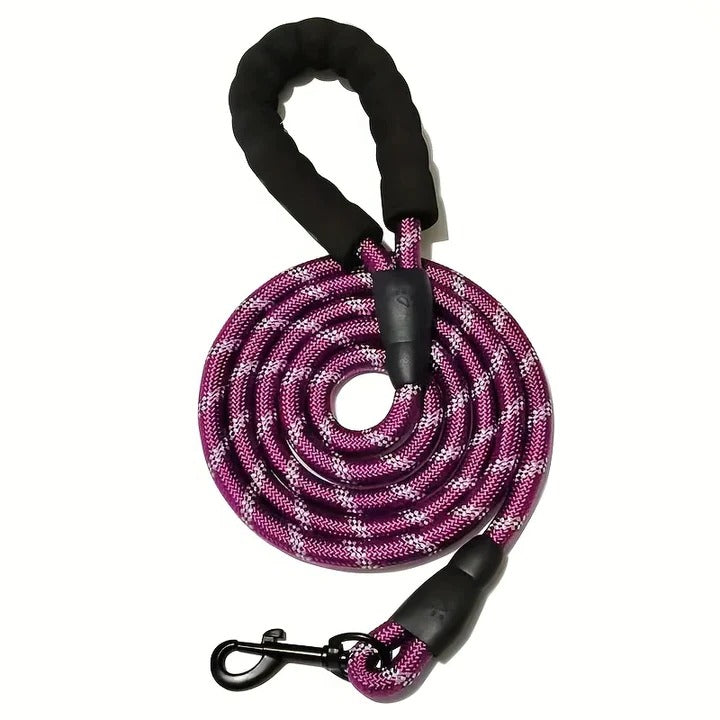 Comfortable Grip Dog Leash with Reflective Safety Line