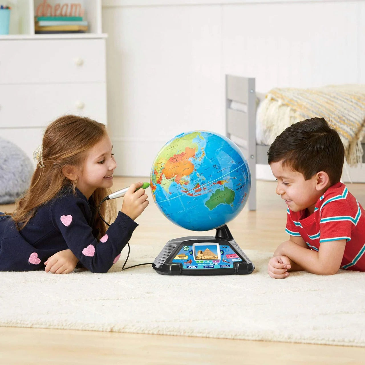 Educational Kids Video Globe