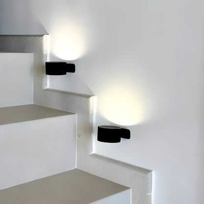 Adjustable LED Wall Lamp with Rotating Head