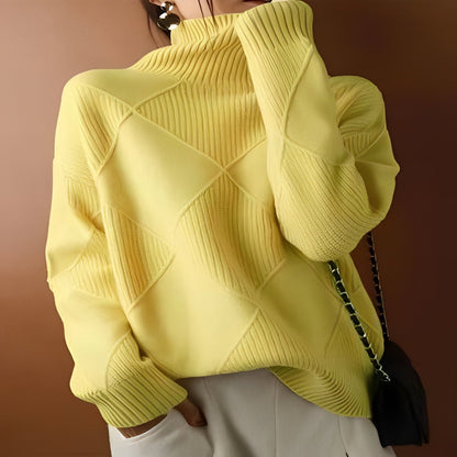 Soft Women's Chunky Knit Sweater with Diamond Pattern