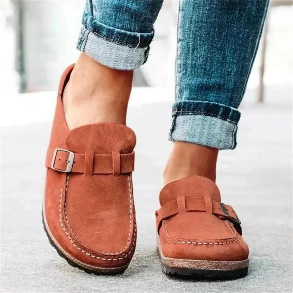 Women's Orthopedic Clogs with Adjustable Buckle Strap for All-Day Comfort & Support | Lightweight Summer Footwear | Casual Sandals