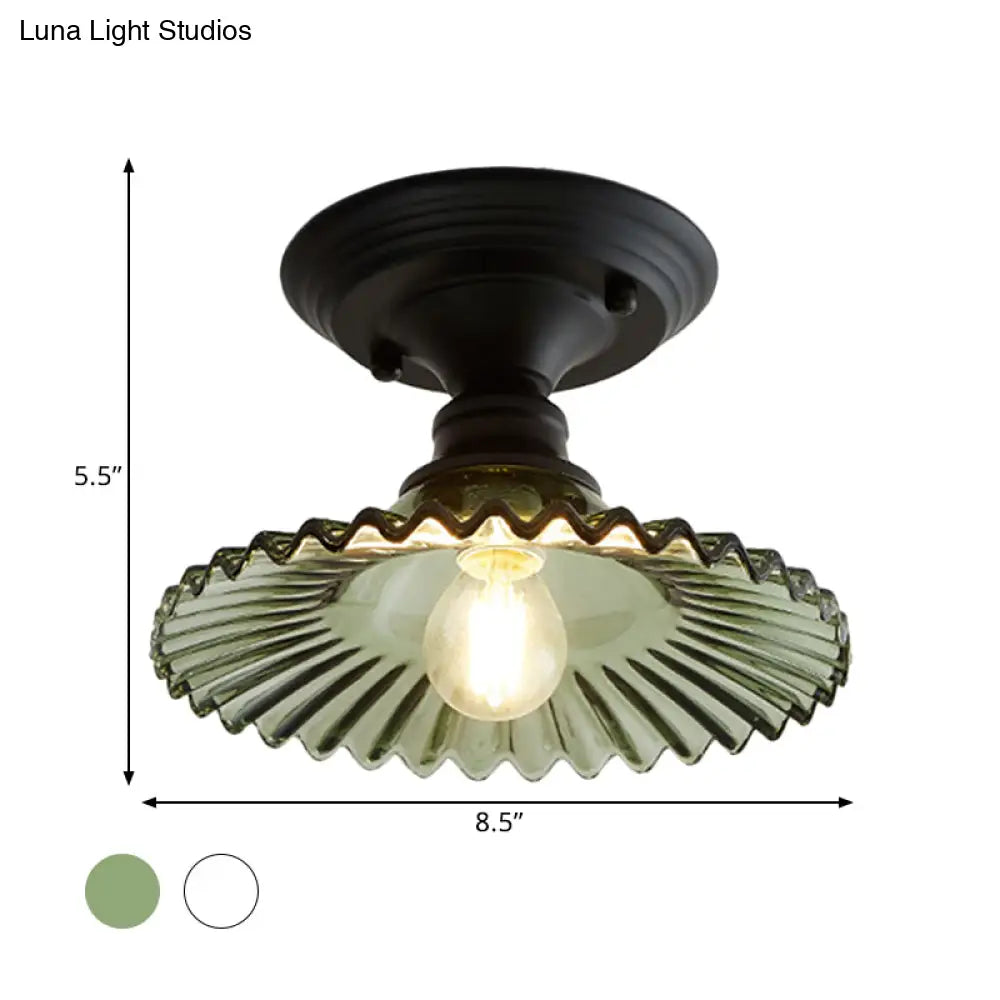 Ribbed Glass Ceiling Light – Single-Bulb Close-to-Ceiling Fixture with Scalloped Edge for Kitchen, Hallway & Bedroom