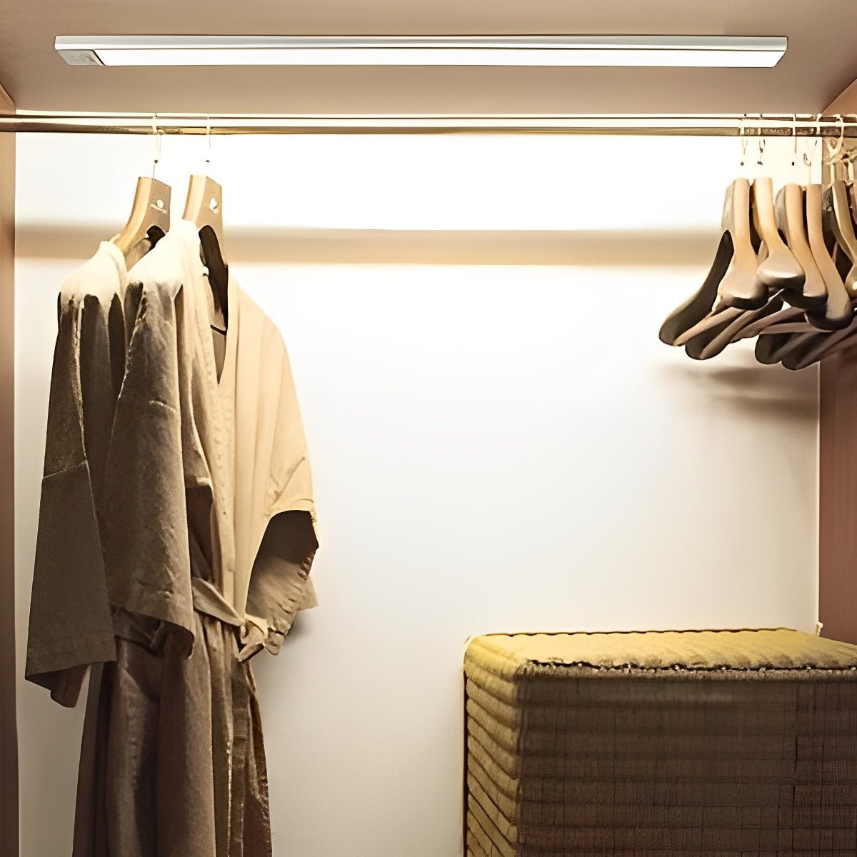 Motion Sensor LED Under Cabinet Light Rechargeable USB Powered Slim Aluminum Bar for Kitchen Closet Pantry Hallway 3 Color Temps Wireless In