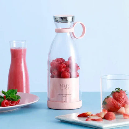 JuicyGo | Portable Blender for Smoothies with USB Rechargeable Design | Compact and Lightweight for On-the-Go Nutrition
